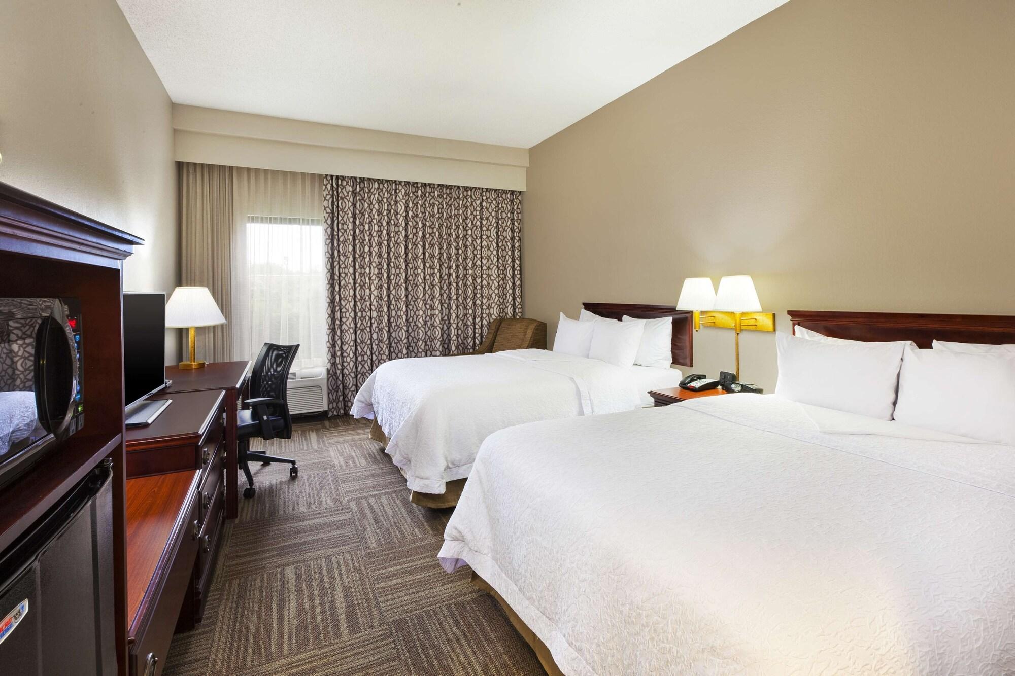 Hampton Inn Marietta Exterior photo