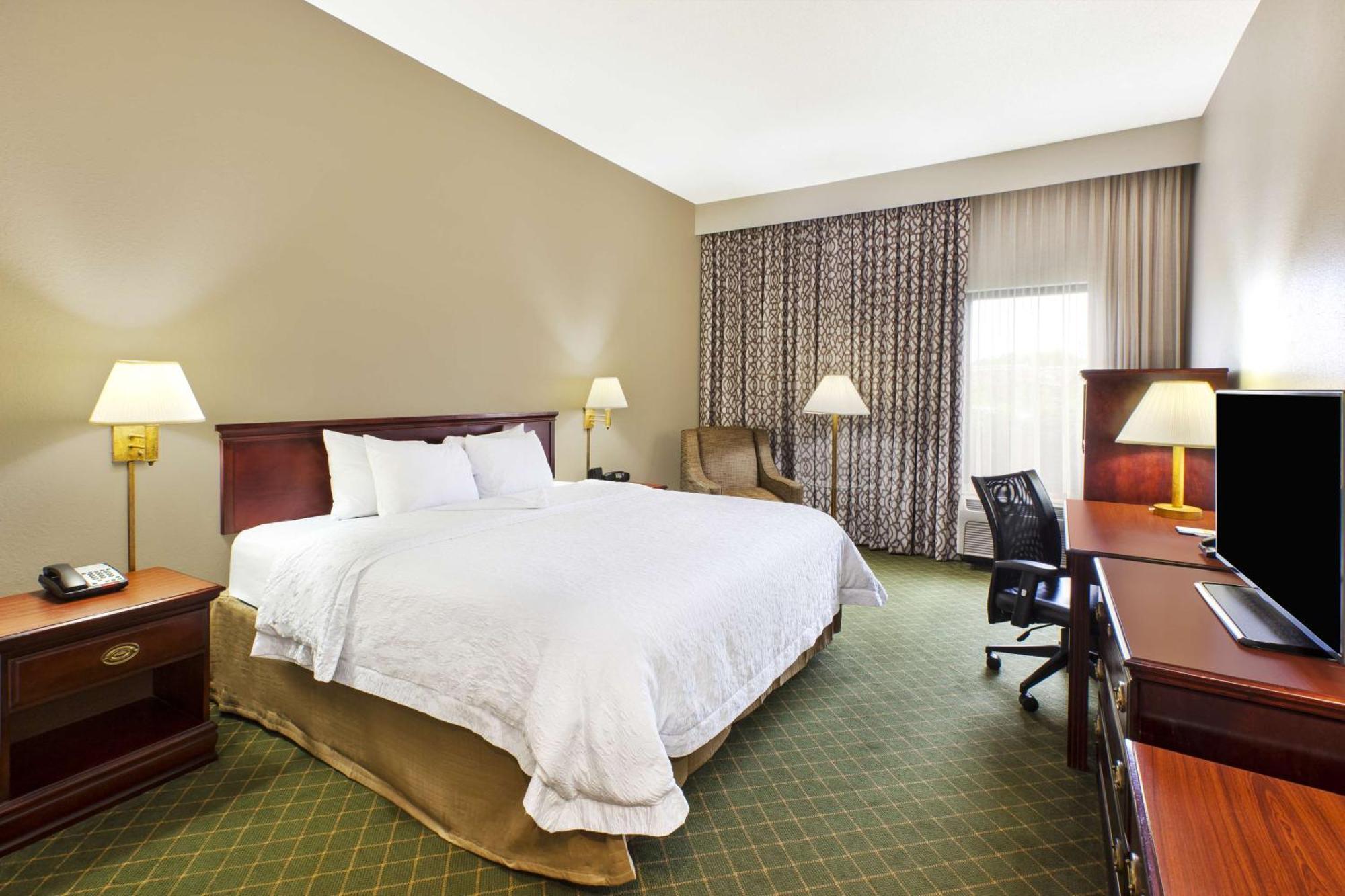 Hampton Inn Marietta Exterior photo